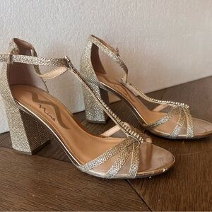 Nina Gold Heels Elegant Strappy Design